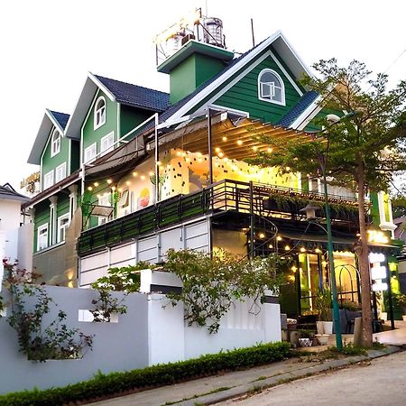 Carnival Villa Da Lat Buitenkant foto